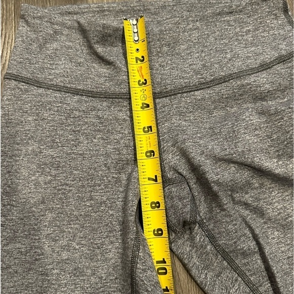 Lululemon Wunder Under Crop Leggings Heathered Slate Gray Mid Rise Size 4 Yoga - Picture 6 of 10